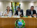 Durante o expediente da última sessão ordinária do mês de abril na Câmara Municipal. Durante o expediente da última sessão ordinária do mês de abril na Câmara Municipal.